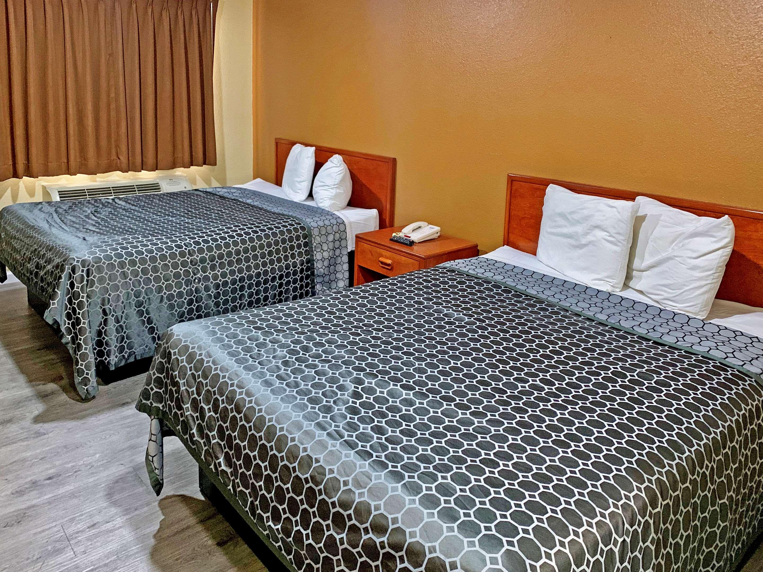Rodeway Inn Sacramento-University Area Екстериор снимка