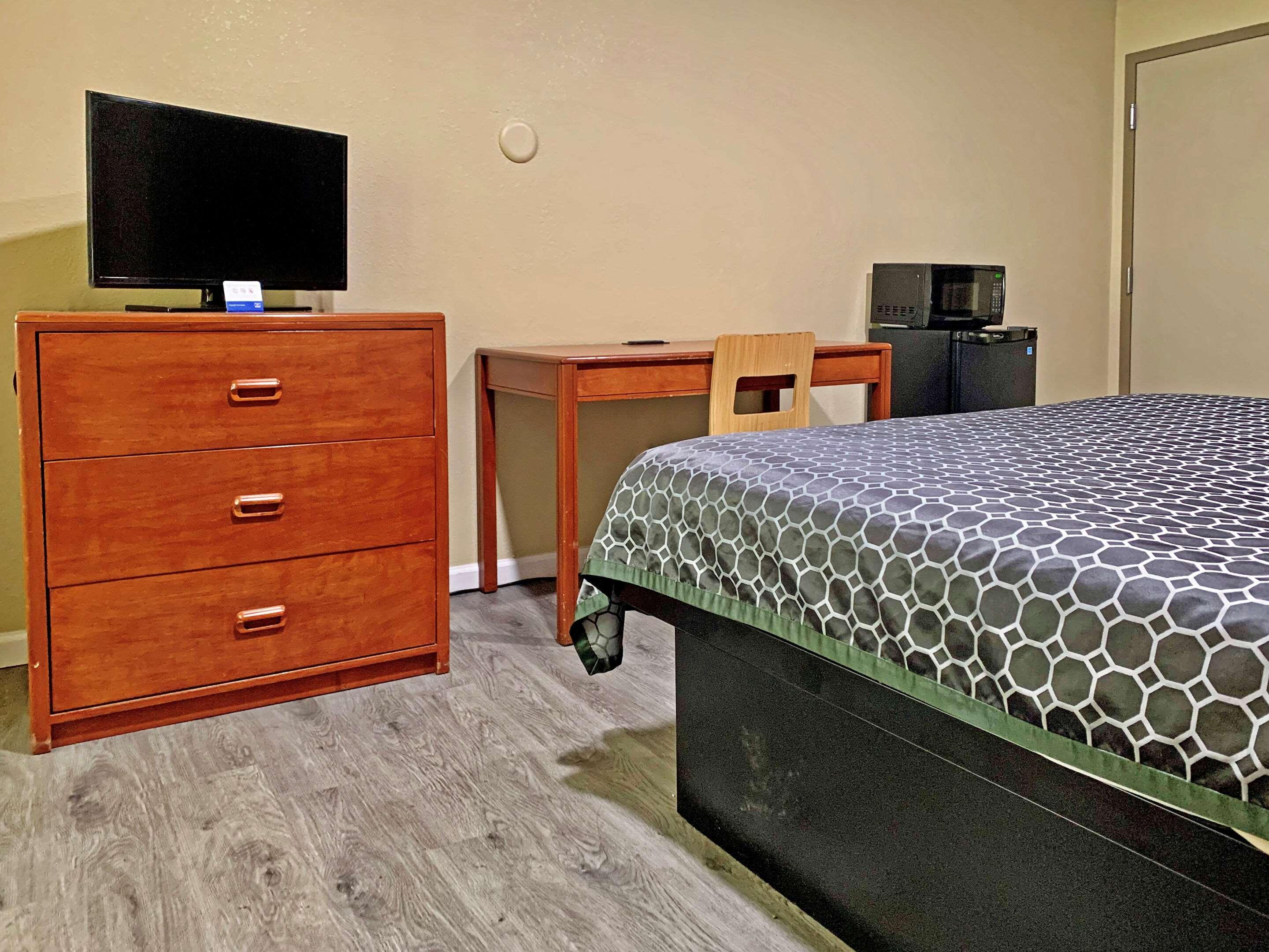 Rodeway Inn Sacramento-University Area Екстериор снимка