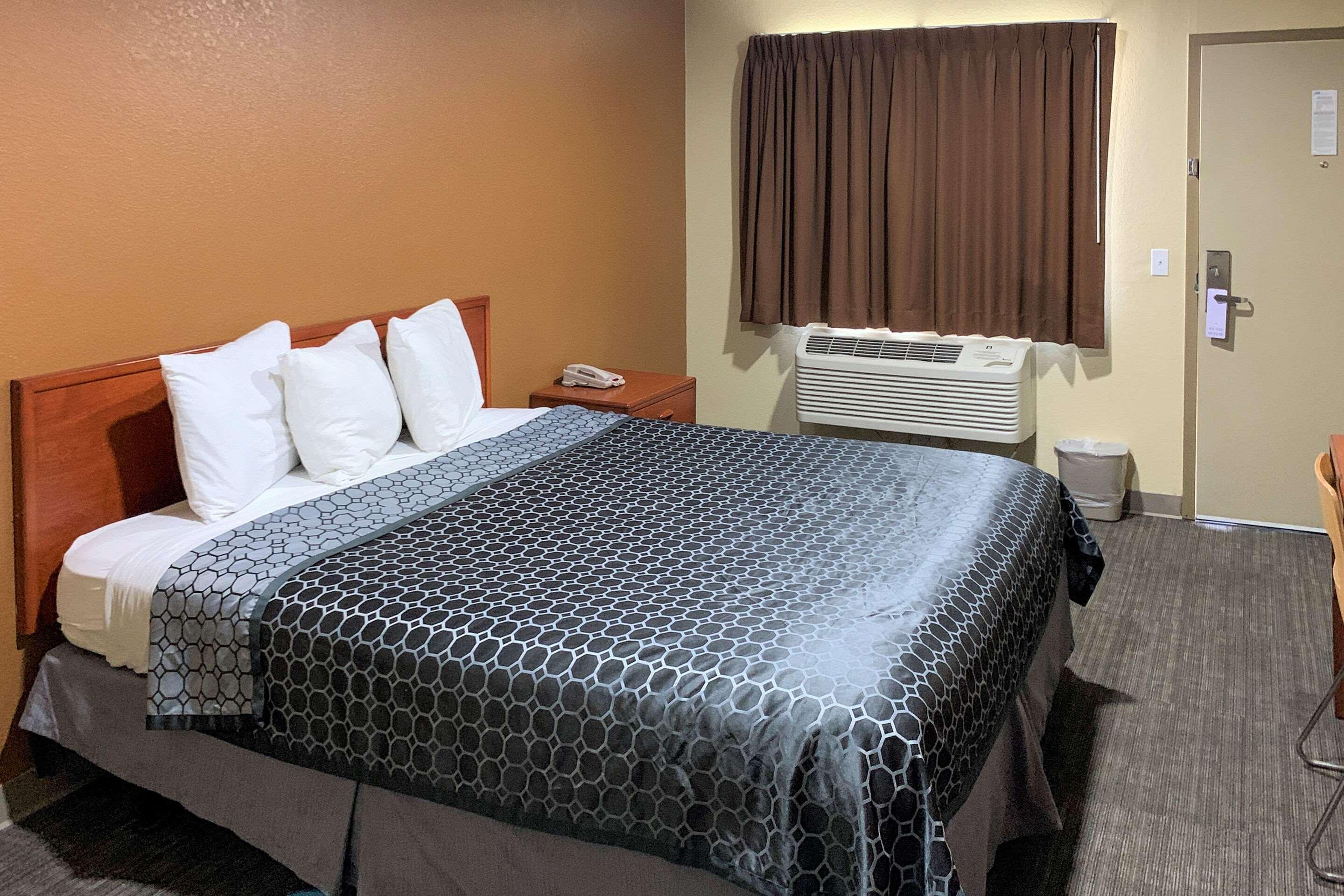 Rodeway Inn Sacramento-University Area Екстериор снимка