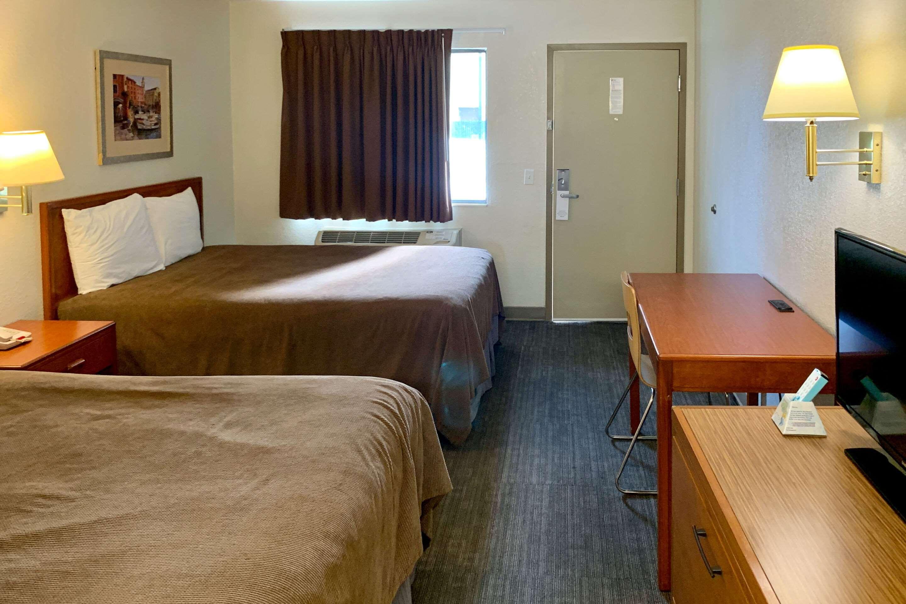 Rodeway Inn Sacramento-University Area Екстериор снимка