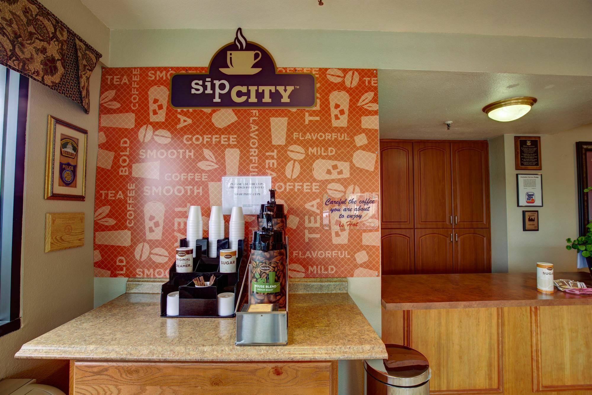 Rodeway Inn Sacramento-University Area Екстериор снимка
