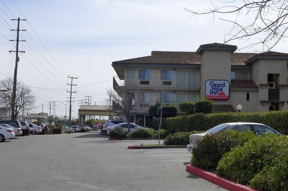Rodeway Inn Sacramento-University Area Екстериор снимка